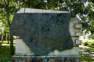 В Овручі затримано вандала, який  розкурочив  пам’ятний знак подіям Великої Вітчизняної війни