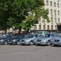 У центрі Житомира представили 28 нових автомобілів для дільничних лікарів