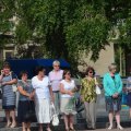 У центрі Житомира представили 28 нових автомобілів для дільничних лікарів