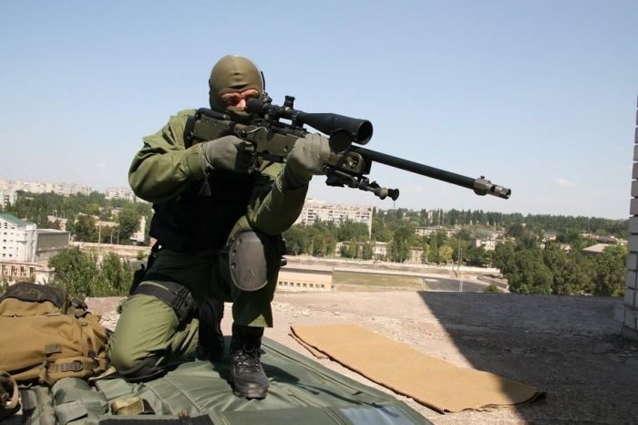 Чи є зараз у Житомирі снайпери  на дахах будинків? 