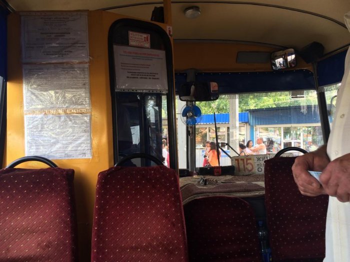 На маршрутах Савіцького пасажири знову стикаються із хамством