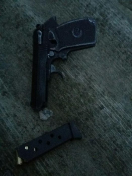 Поліція затримала в Житомирі наркоторговця, який збирався пістолетом поквитатися зі своїм боржником 