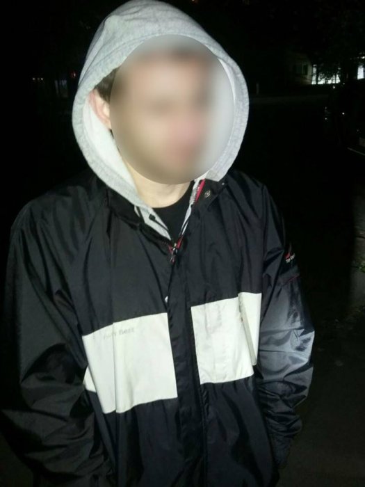 Поліція затримала в Житомирі наркоторговця, який збирався пістолетом поквитатися зі своїм боржником 