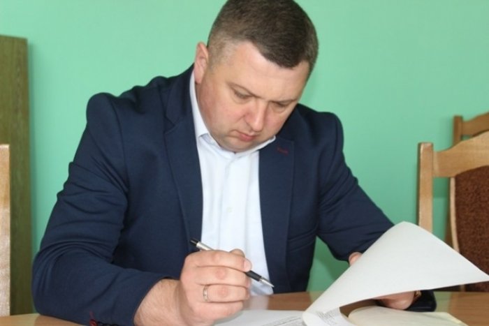 Бумеранг по-бердичівськи: поки Максим Самчик мстився депутатам, його самого звільнили