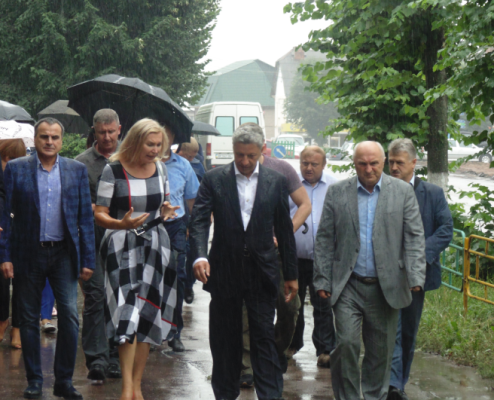 Юрій Бойко: Наша позиція — припинити тарифний геноцид і вдвічі знизити комунальні тарифи Юрій Бойко: Наша позиція — припинити тарифний геноцид і вдвічі знизити комунальні тарифи