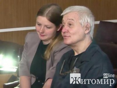 В могилу «пологовского маньяка» на житомирском городском кладбище кто-то воткнул березовый кол с венком из прутьев