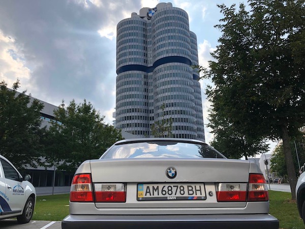 Терміново! У Житомирі продається культовий автомобіль BMW 5-ої серії. ФОТО. ВІДЕО Терміново! У Житомирі продається культовий автомобіль BMW 5-ої серії. ФОТО. ВІДЕО
