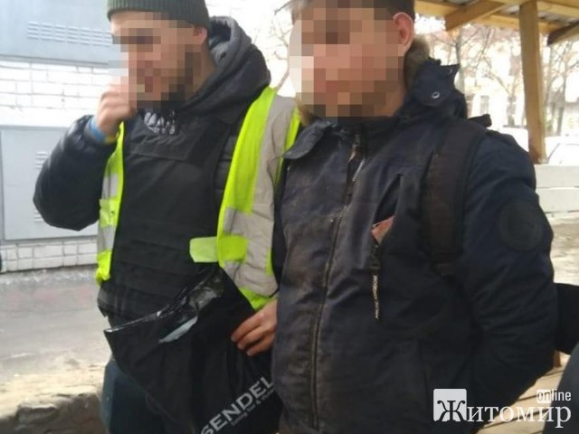 На Київщині збоченець згвалтував 11-річну школярку та вимагав гроші