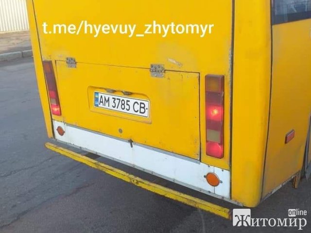 В Житомире водитель маршрутки берет деньги с инвалидов и хамит