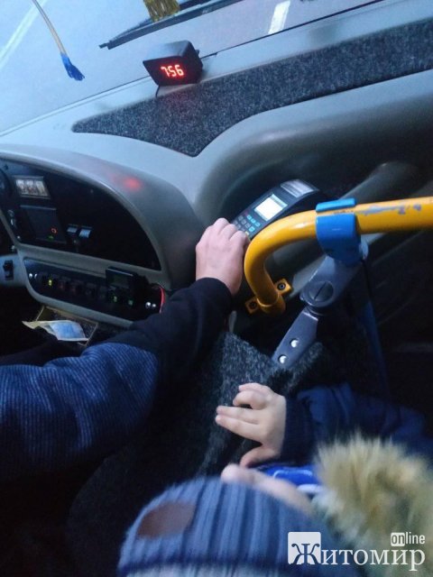 Житомиряни хочуть влаштувати флешмоб через непрацюючі валідатори в маршрутках, або ж хамовитість водіїв