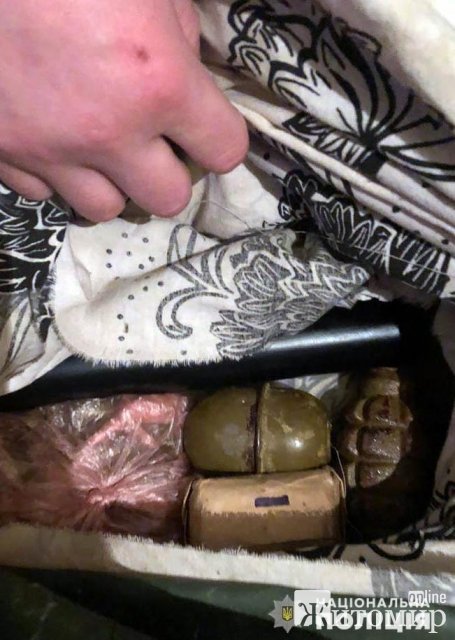 Правоохоронці затримали злочинну групу, яка вербувала людей до тяжкої праці в Житомирській та Київській областях