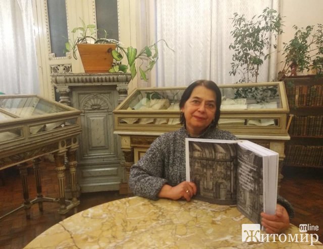  Нещодавно друком вийшла монографія про Бердичівський монастир босих кармелітів. ФОТО