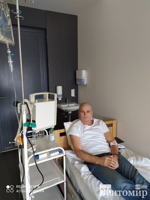 Дитячому тренеру з Житомира потрібна фінансова допомога, аби подолати недугу