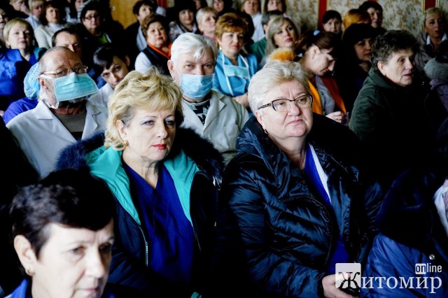 Бунечко в Бердичеві: Районну лікарню ніхто не закриватиме