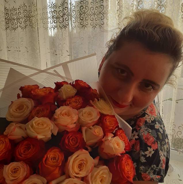 Сьогодні святкує День народження житомирянка Дарина Пивовар Сьогодні святкує День народження житомирянка Дарина Пивовар