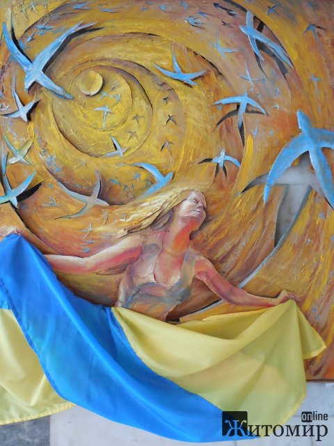 У райцентрі Житомирської області відкрилася виставка Наталії та Сергія Носок. ФОТО