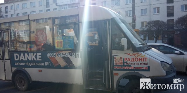У Житомирі перевіряють роботу громадського транспорту в умовах карантину. ФОТО