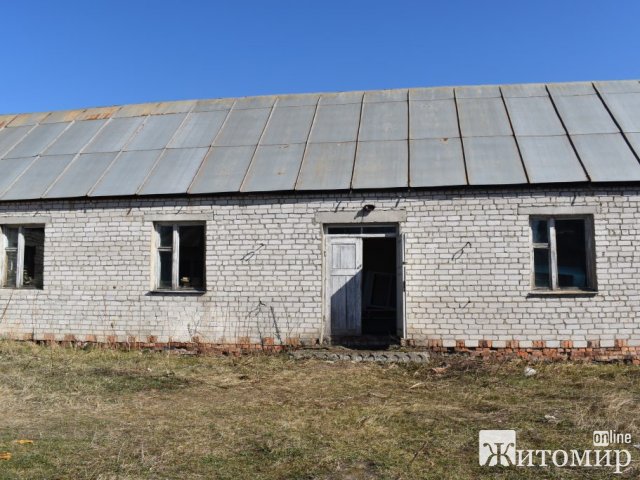 У райцентрі Житомирської області відновлюють інфекційне відділення. ФОТО