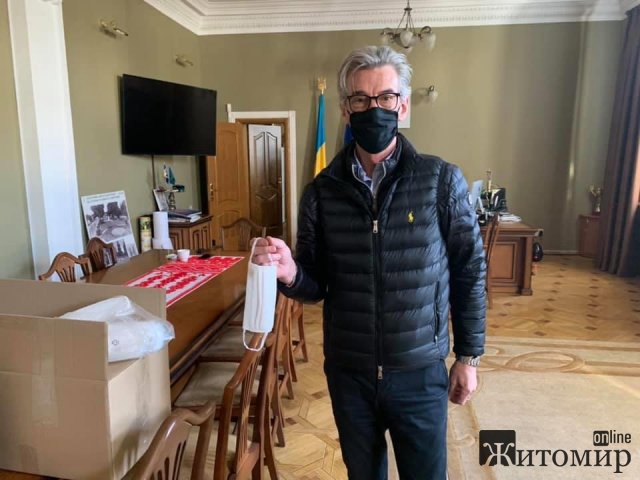 Комунальні підприємства Житомира отримають 1500 масок