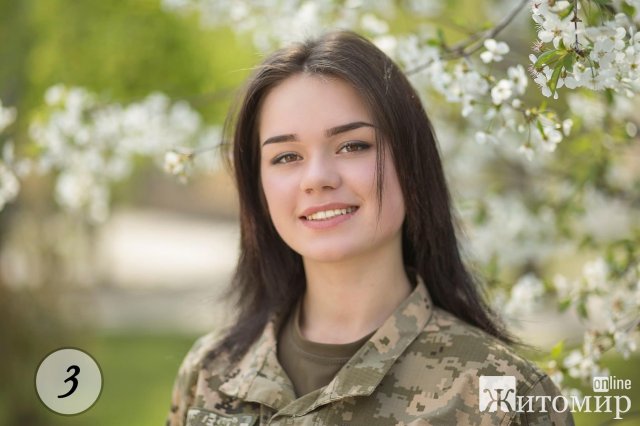 Житомирський військовий інститут вирішив провести конкурс "Краса ЖВІ". ФОТО дівчат