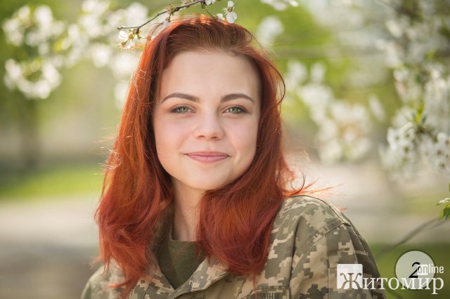 Житомирський військовий інститут вирішив провести конкурс "Краса ЖВІ". ФОТО дівчат