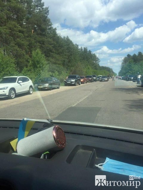 Кияни облюбували Коростишівській каньйон. ФОТО