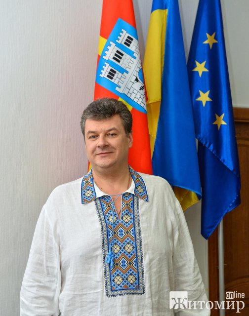 Які вишиванки одягнули у свято житомиряни та жителі області. ФОТО. ВІДЕО