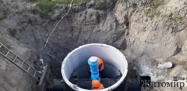 Директор житомирського водоканалу показав, як відбувається реконструкція очисних споруд. ФОТО
