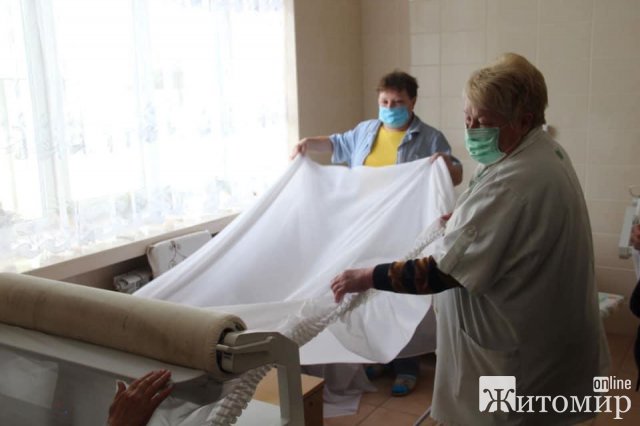  У Житомирі до приміщень дитсадків не пускатимуть батьків, і графік роботи закладів зміниться