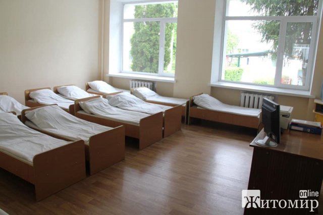  У Житомирі до приміщень дитсадків не пускатимуть батьків, і графік роботи закладів зміниться