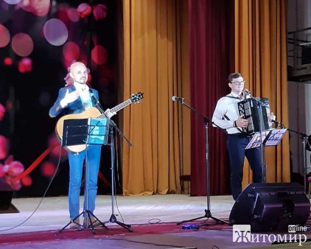 На вечорі пам