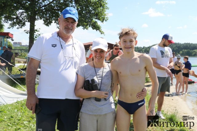 У Житомирі визначили переможців чемпіонату з плавання на відкритій воді. ФОТО