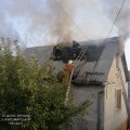 У Житомирі 14 рятувальників гасили пожежу в житловому будинку. ФОТО