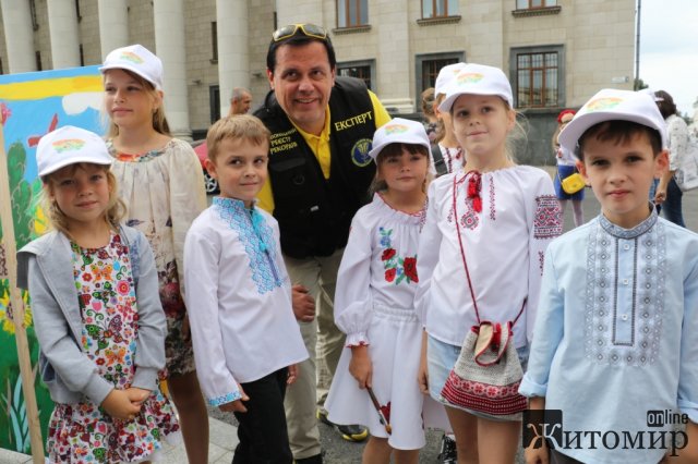 Маленькі житомиряни встановили рекорд України. ФОТО