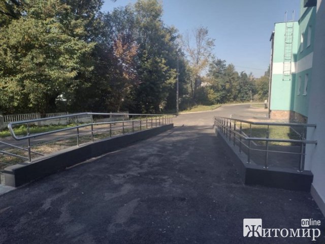 У коростенській лікарні відкрили реконструйоване приймальне відділення за 17 млн грн. ФОТО