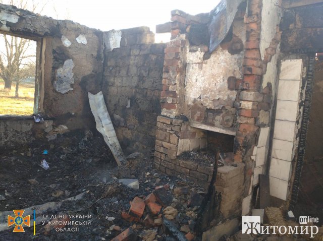 У Брусилівському районі під час гасіння пожежі рятувальники виявили тіло чоловіка. ФОТО