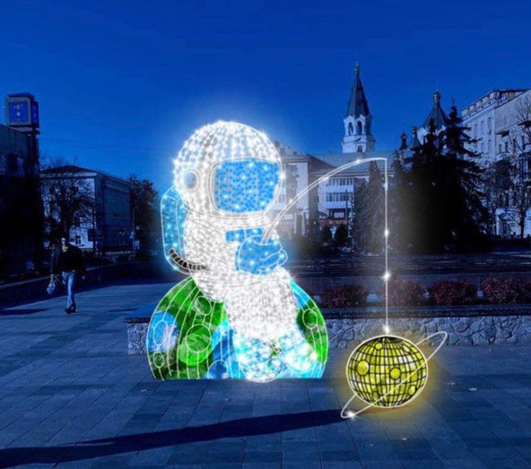 Який вигляд матимуть новорічні декорації та фотозони у Житомирі, на які планують витратити майже мільйон Який вигляд матимуть новорічні декорації та фотозони у Житомирі, на які планують витратити майже мільйон