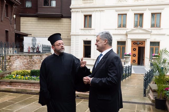 Порошенко обговорив із Вселенським Патріархом подальший розвиток ПЦУ, Його Всесвятість передав благословіння українському народу Порошенко обговорив із Вселенським Патріархом подальший розвиток ПЦУ, Його Всесвятість передав благословіння українському народу