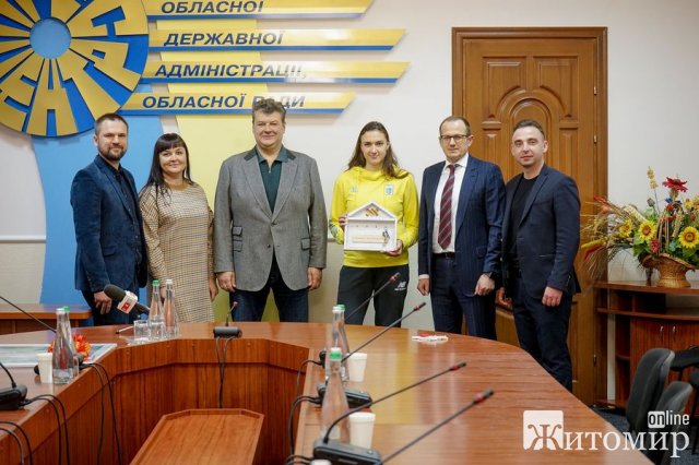 Учасниця Олімпійських ігор Анастасія Четверікова отримала ключ від квартири в Житомирі. ФОТО