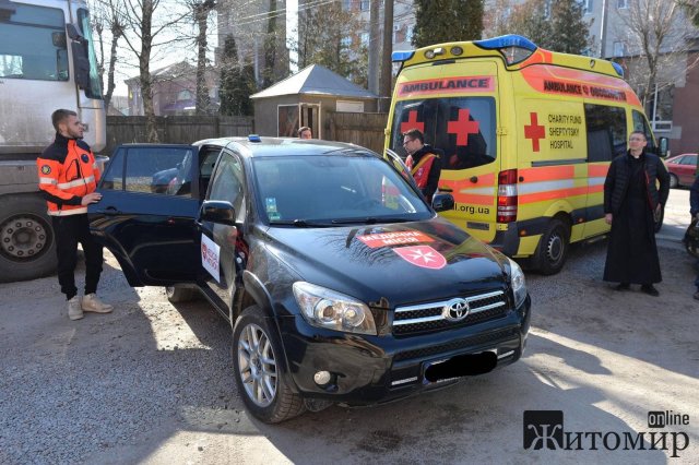З Житомира до Польщі відправили трьох важкохворих людей, - мер