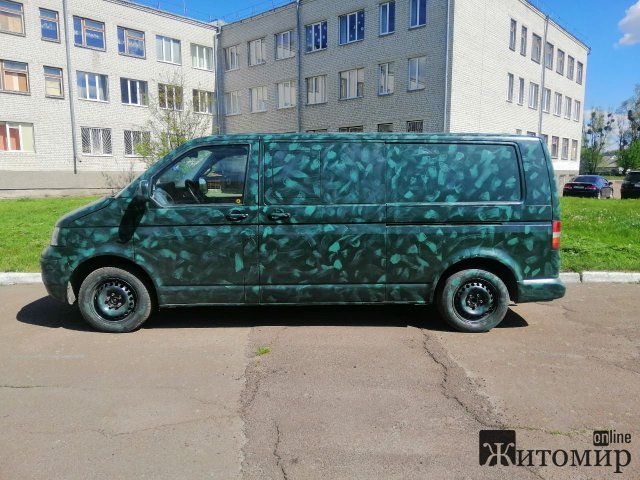 Житомирянин Володимир Котик зібрав кошти на другу машину для ЗСУ. ФОТО