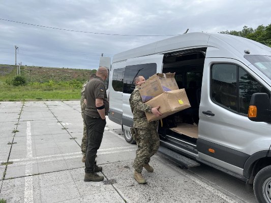 Команда «Житомиробленерго» під час волонтерської поїздки потрапила під обстріл Команда «Житомиробленерго» під час волонтерської поїздки потрапила під обстріл
