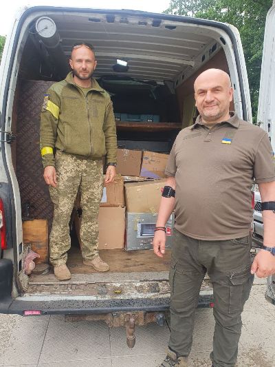 Команда «Житомиробленерго» під час волонтерської поїздки потрапила під обстріл Команда «Житомиробленерго» під час волонтерської поїздки потрапила під обстріл