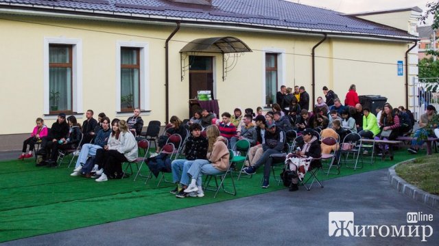 У Бердичеві відновив роботу кінотеатр просто неба