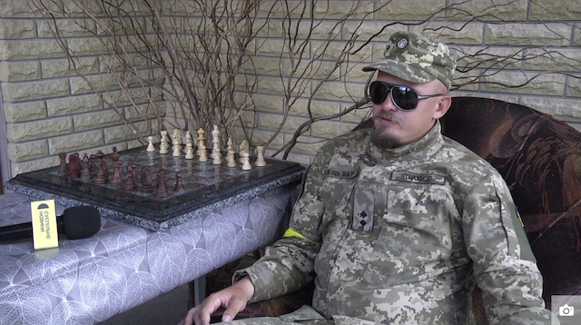 Відомий шаховий тренер з Житомира передав на потреби ЗСУ 28 тисяч гривень. ФОТО Відомий шаховий тренер з Житомира передав на потреби ЗСУ 28 тисяч гривень. ФОТО