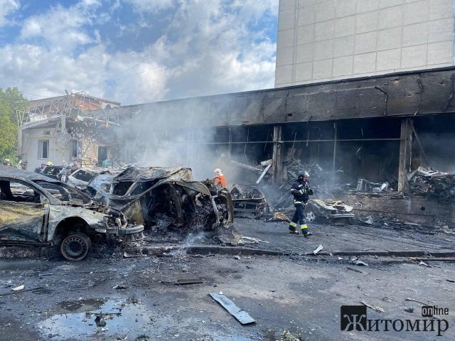 Кількість жертв ракетного удару по Вінниці зросла до 12
