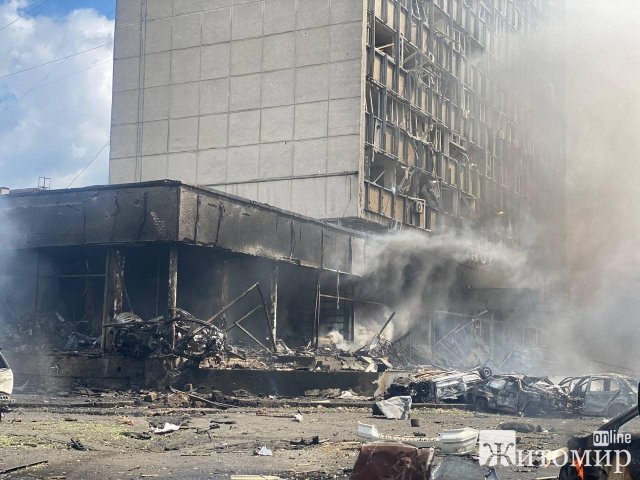 Кількість жертв ракетного удару по Вінниці зросла до 12