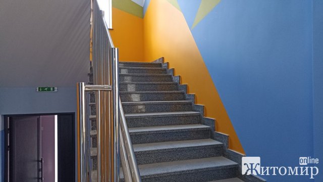  Реставрація навчального корпусу гімназії №23 у Житомирі підходить до завершення. ФОТО