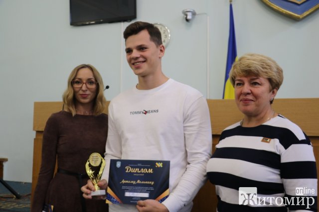 У Житомирі обдаровані спортсмени та тренери  отримали стипендії міського голови та премії. ФОТО
