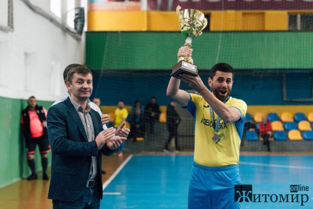 Дві команди з Житомирщини посіли І місце на іграх чемпіонату України з футзалу. ФОТО